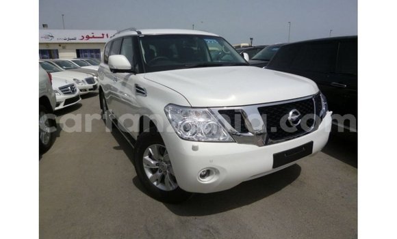 Nunua Imported Nissan Patrol Nyeupe Gari ndani ya Import - Dubai nchini Arusha Nunua Imported Nissan Patrol Nyeupe Gari ndani ya Import - Dubai nchini Arusha