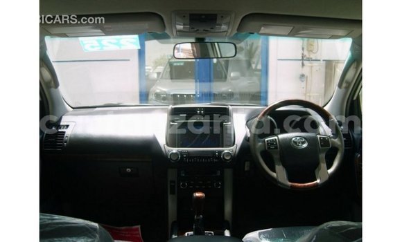 Nunua Imported Toyota Prado Nyingine Gari ndani ya Import - Dubai nchini Arusha Nunua Imported Toyota Prado Nyingine Gari ndani ya Import - Dubai nchini Arusha