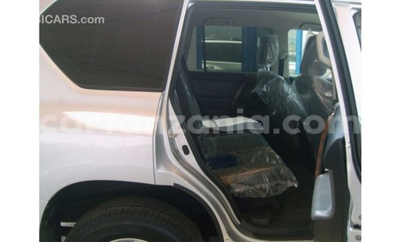 Nunua Imported Toyota Prado Nyingine Gari ndani ya Import - Dubai nchini Arusha Nunua Imported Toyota Prado Nyingine Gari ndani ya Import - Dubai nchini Arusha