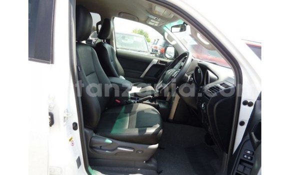 Buy Import Toyota Prado White Car in Import - Dubai in Arusha Buy Import Toyota Prado White Car in Import - Dubai in Arusha