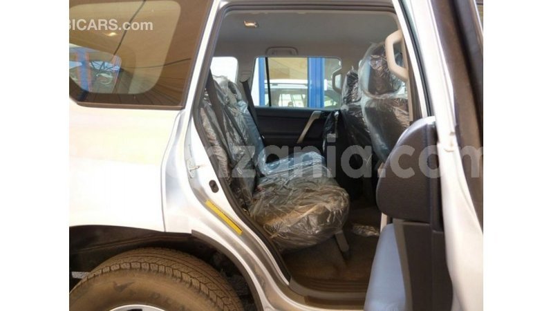 Big with watermark toyota prado arusha import dubai 8464