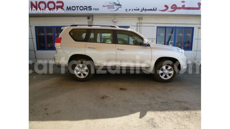 Big with watermark toyota prado arusha import dubai 8464