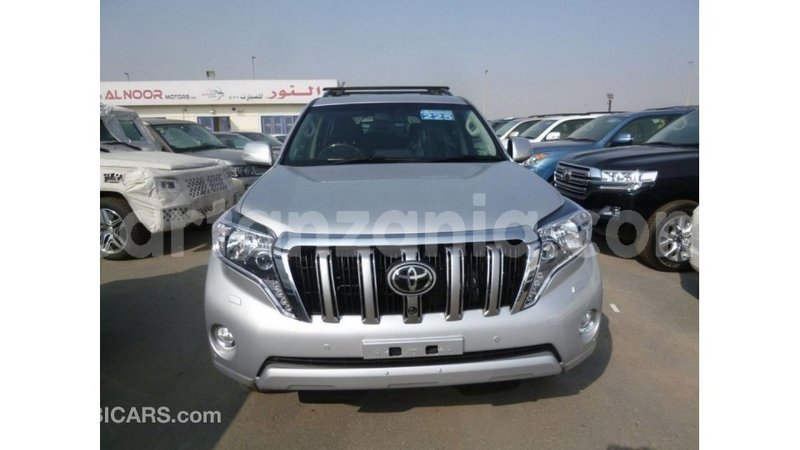 Big with watermark toyota prado arusha import dubai 8467