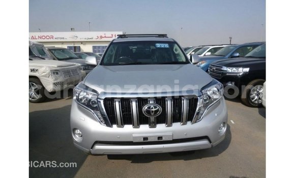 Nunua Imported Toyota Prado Nyingine Gari ndani ya Import - Dubai nchini Arusha Nunua Imported Toyota Prado Nyingine Gari ndani ya Import - Dubai nchini Arusha