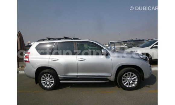 Nunua Imported Toyota Prado Nyingine Gari ndani ya Import - Dubai nchini Arusha Nunua Imported Toyota Prado Nyingine Gari ndani ya Import - Dubai nchini Arusha