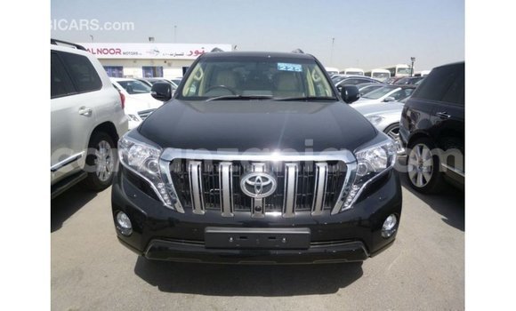 Nunua Imported Toyota Prado Nyeusi Gari ndani ya Import - Dubai nchini Arusha Nunua Imported Toyota Prado Nyeusi Gari ndani ya Import - Dubai nchini Arusha
