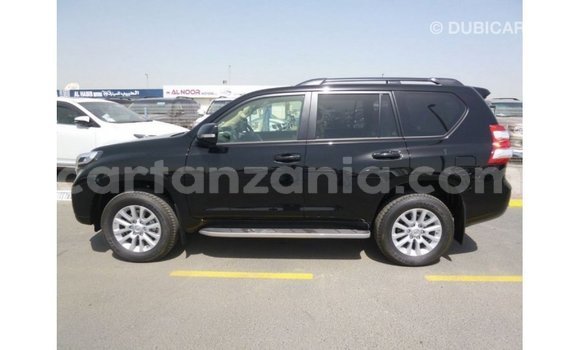 Nunua Imported Toyota Prado Nyeusi Gari ndani ya Import - Dubai nchini Arusha Nunua Imported Toyota Prado Nyeusi Gari ndani ya Import - Dubai nchini Arusha