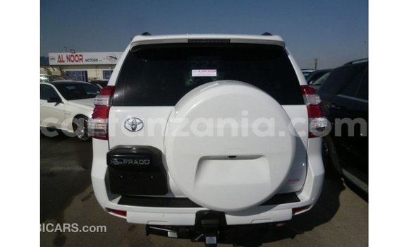 Buy Import Toyota Prado White Car in Import - Dubai in Arusha Buy Import Toyota Prado White Car in Import - Dubai in Arusha