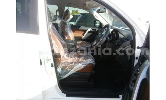 Buy Import Toyota Prado White Car in Import - Dubai in Arusha Buy Import Toyota Prado White Car in Import - Dubai in Arusha