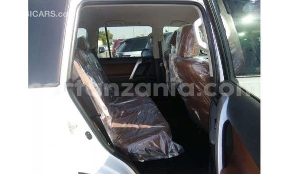 Buy Import Toyota Prado White Car in Import - Dubai in Arusha Buy Import Toyota Prado White Car in Import - Dubai in Arusha