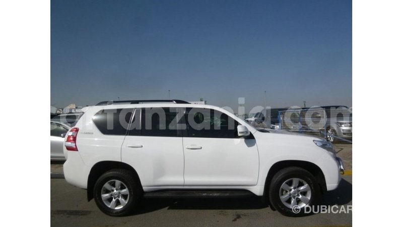 Big with watermark toyota prado arusha import dubai 8471