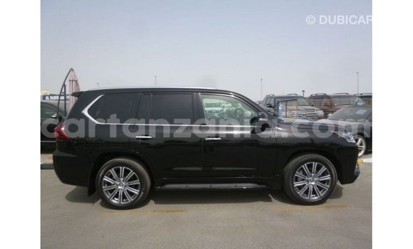 Nunua Imported Lexus LX Nyeusi Gari ndani ya Import - Dubai nchini Arusha Nunua Imported Lexus LX Nyeusi Gari ndani ya Import - Dubai nchini Arusha