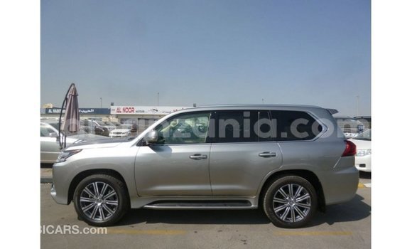 Nunua Imported Lexus LX Nyingine Gari ndani ya Import - Dubai nchini Arusha Nunua Imported Lexus LX Nyingine Gari ndani ya Import - Dubai nchini Arusha