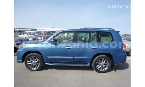 Nunua Imported Lexus LX Bluu Gari ndani ya Import - Dubai nchini Arusha Nunua Imported Lexus LX Bluu Gari ndani ya Import - Dubai nchini Arusha