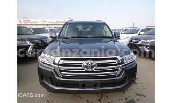 Nunua Imported Toyota Land Cruiser Nyingine Gari ndani ya Import - Dubai nchini Arusha Nunua Imported Toyota Land Cruiser Nyingine Gari ndani ya Import - Dubai nchini Arusha