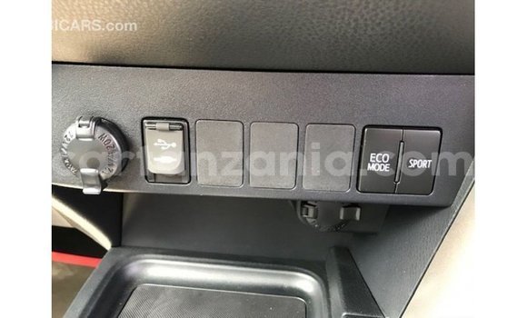 Nunua Imported Toyota 4Runner Nyeupe Gari ndani ya Import - Dubai nchini Arusha Nunua Imported Toyota 4Runner Nyeupe Gari ndani ya Import - Dubai nchini Arusha