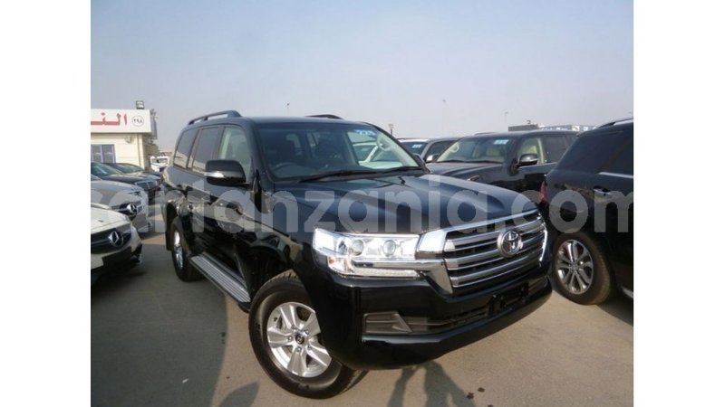 Big with watermark toyota land cruiser arusha import dubai 8490