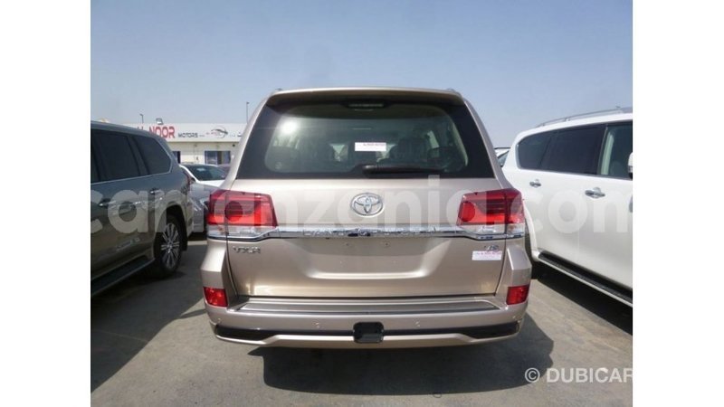 Big with watermark toyota land cruiser arusha import dubai 8491