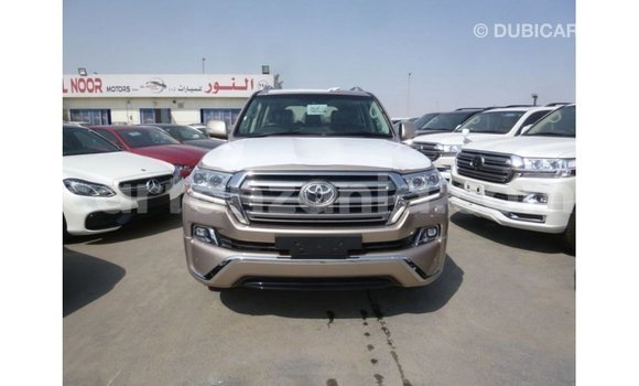Nunua Imported Toyota Land Cruiser Nyingine Gari ndani ya Import - Dubai nchini Arusha Nunua Imported Toyota Land Cruiser Nyingine Gari ndani ya Import - Dubai nchini Arusha