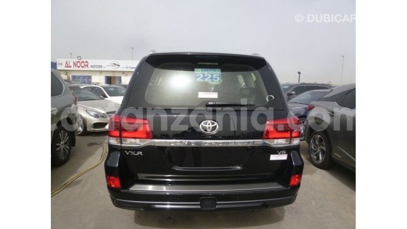 Big with watermark toyota land cruiser arusha import dubai 8492