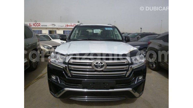 Big with watermark toyota land cruiser arusha import dubai 8492