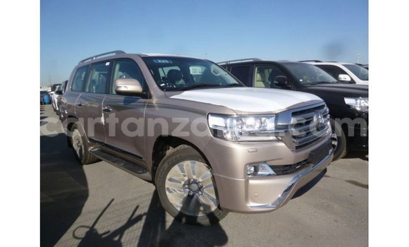 Nunua Imported Toyota Land Cruiser Nyingine Gari ndani ya Import - Dubai nchini Arusha Nunua Imported Toyota Land Cruiser Nyingine Gari ndani ya Import - Dubai nchini Arusha