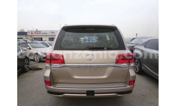 Nunua Imported Toyota Land Cruiser Nyingine Gari ndani ya Import - Dubai nchini Arusha Nunua Imported Toyota Land Cruiser Nyingine Gari ndani ya Import - Dubai nchini Arusha