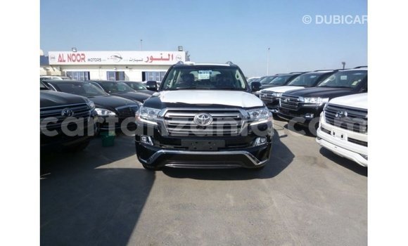 Buy Import Toyota Land Cruiser Black Car in Import - Dubai in Arusha Buy Import Toyota Land Cruiser Black Car in Import - Dubai in Arusha