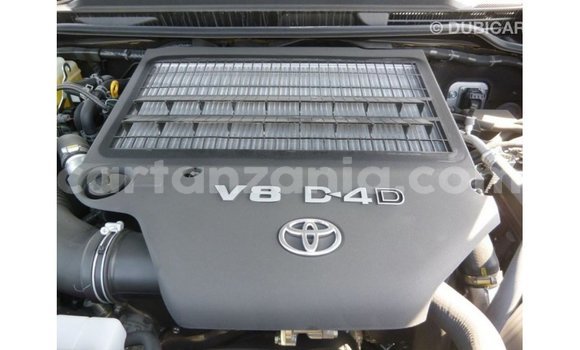 Buy Import Toyota Land Cruiser Black Car in Import - Dubai in Arusha Buy Import Toyota Land Cruiser Black Car in Import - Dubai in Arusha