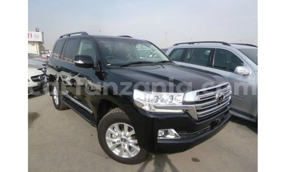 Buy Import Toyota Land Cruiser Black Car in Import - Dubai in Arusha Buy Import Toyota Land Cruiser Black Car in Import - Dubai in Arusha