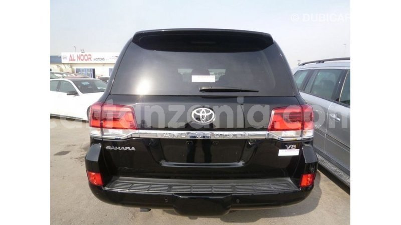 Big with watermark toyota land cruiser arusha import dubai 8497