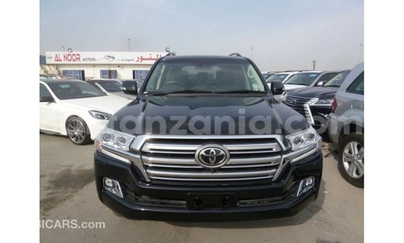 Buy Import Toyota Land Cruiser Black Car in Import - Dubai in Arusha Buy Import Toyota Land Cruiser Black Car in Import - Dubai in Arusha