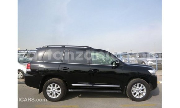 Buy Import Toyota Land Cruiser Black Car in Import - Dubai in Arusha Buy Import Toyota Land Cruiser Black Car in Import - Dubai in Arusha