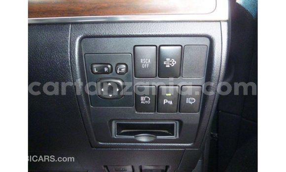 Buy Import Toyota Land Cruiser Other Car in Import - Dubai in Arusha Buy Import Toyota Land Cruiser Other Car in Import - Dubai in Arusha