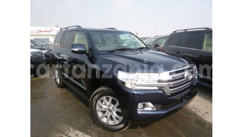 Big with watermark toyota land cruiser arusha import dubai 8500