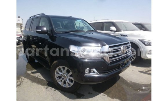 Nunua Imported Toyota Land Cruiser Nyeusi Gari ndani ya Import - Dubai nchini Arusha Nunua Imported Toyota Land Cruiser Nyeusi Gari ndani ya Import - Dubai nchini Arusha