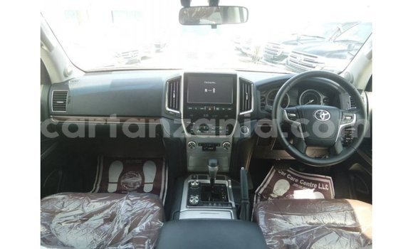 Nunua Imported Toyota Land Cruiser Nyeusi Gari ndani ya Import - Dubai nchini Arusha Nunua Imported Toyota Land Cruiser Nyeusi Gari ndani ya Import - Dubai nchini Arusha
