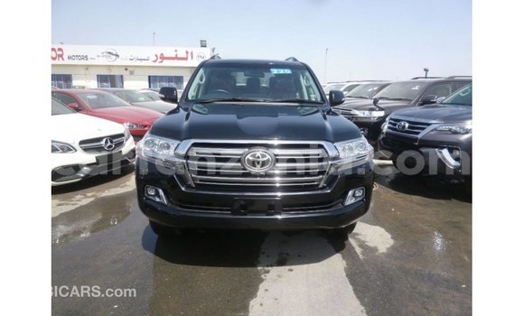 Nunua Imported Toyota Land Cruiser Nyeusi Gari ndani ya Import - Dubai nchini Arusha Nunua Imported Toyota Land Cruiser Nyeusi Gari ndani ya Import - Dubai nchini Arusha