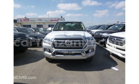 Nunua Imported Toyota Land Cruiser Nyingine Gari ndani ya Import - Dubai nchini Arusha Nunua Imported Toyota Land Cruiser Nyingine Gari ndani ya Import - Dubai nchini Arusha