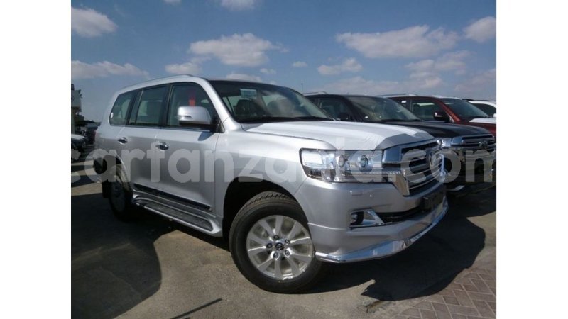 Big with watermark toyota land cruiser arusha import dubai 8503