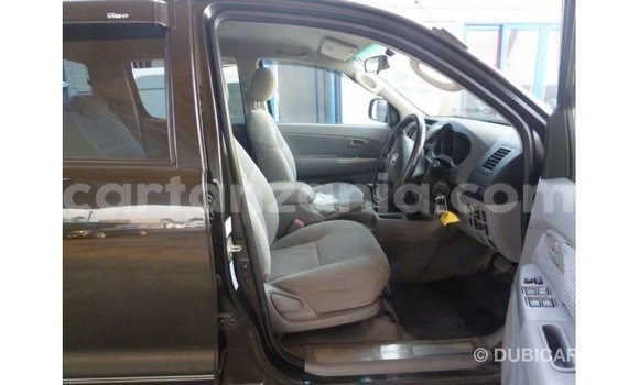 Buy Import Toyota Hilux Black Car in Import - Dubai in Arusha Buy Import Toyota Hilux Black Car in Import - Dubai in Arusha
