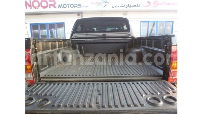 Big with watermark toyota hilux arusha import dubai 8505