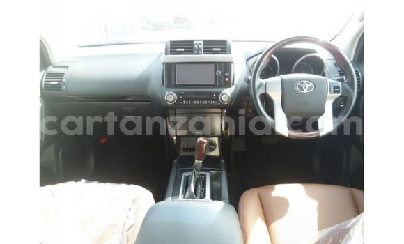 Nunua Imported Toyota Prado Nyeusi Gari ndani ya Import - Dubai nchini Arusha Nunua Imported Toyota Prado Nyeusi Gari ndani ya Import - Dubai nchini Arusha