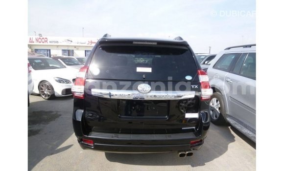 Nunua Imported Toyota Prado Nyeusi Gari ndani ya Import - Dubai nchini Arusha Nunua Imported Toyota Prado Nyeusi Gari ndani ya Import - Dubai nchini Arusha