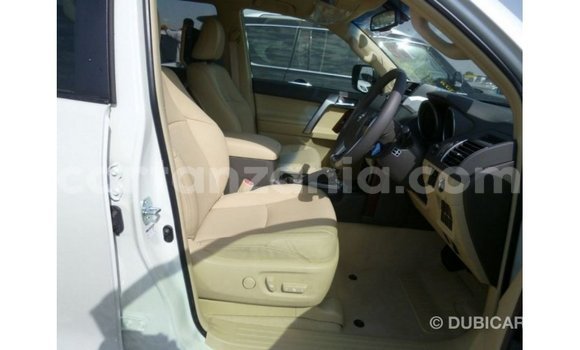Buy Import Toyota Prado White Car in Import - Dubai in Arusha Buy Import Toyota Prado White Car in Import - Dubai in Arusha