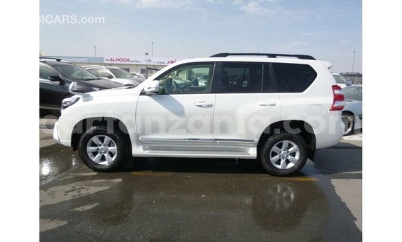 Buy Import Toyota Prado White Car in Import - Dubai in Arusha Buy Import Toyota Prado White Car in Import - Dubai in Arusha