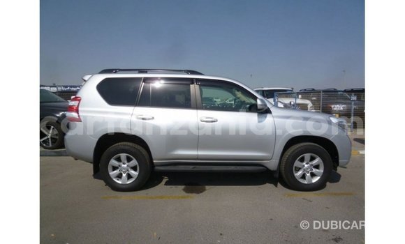 Nunua Imported Toyota Prado Nyingine Gari ndani ya Import - Dubai nchini Arusha Nunua Imported Toyota Prado Nyingine Gari ndani ya Import - Dubai nchini Arusha