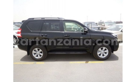 Nunua Imported Toyota Prado Nyeusi Gari ndani ya Import - Dubai nchini Arusha Nunua Imported Toyota Prado Nyeusi Gari ndani ya Import - Dubai nchini Arusha