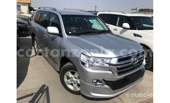 Nunua Imported Toyota Land Cruiser Nyingine Gari ndani ya Import - Dubai nchini Arusha Nunua Imported Toyota Land Cruiser Nyingine Gari ndani ya Import - Dubai nchini Arusha