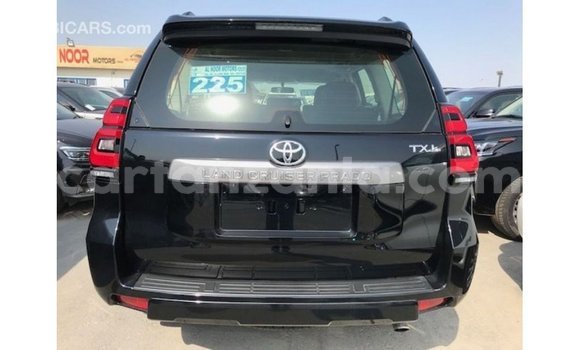 Nunua Imported Toyota Prado Nyeusi Gari ndani ya Import - Dubai nchini Arusha Nunua Imported Toyota Prado Nyeusi Gari ndani ya Import - Dubai nchini Arusha